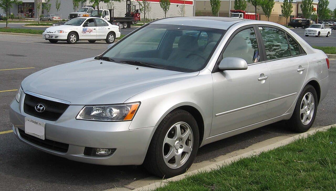 Hyundai Sonata, representative photo