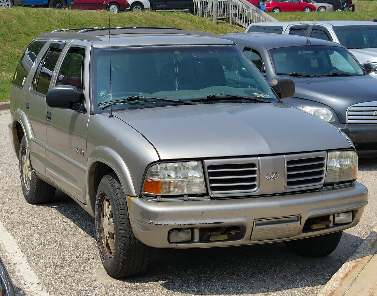 Oldsmobile Bravada, representative photo
