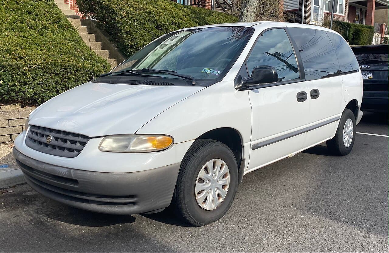 Chrysler Voyager, representative photo