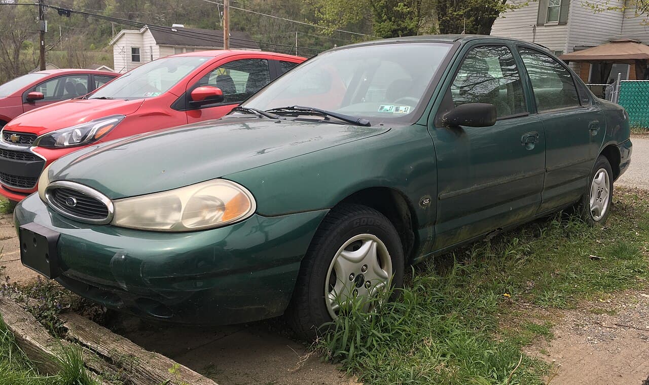 Ford Contour, representative photo