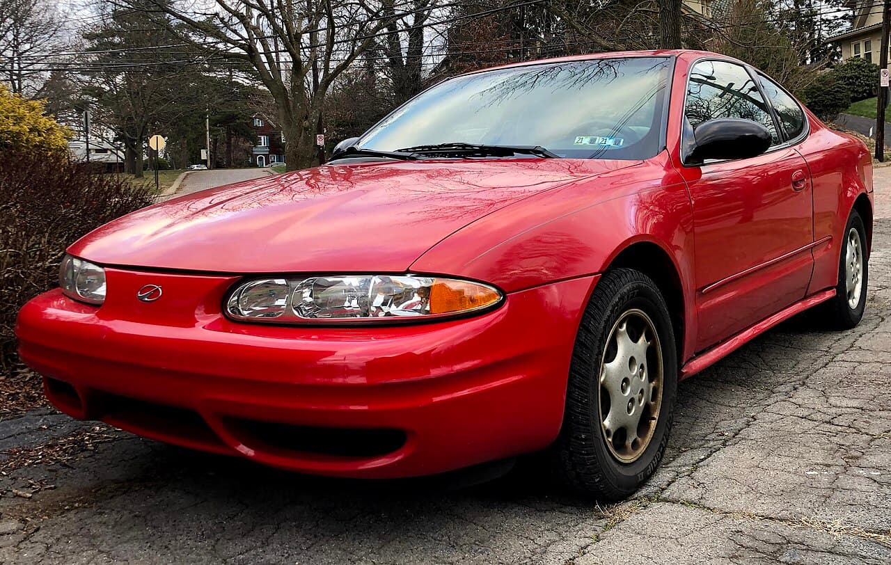 Oldsmobile Alero, representative photo