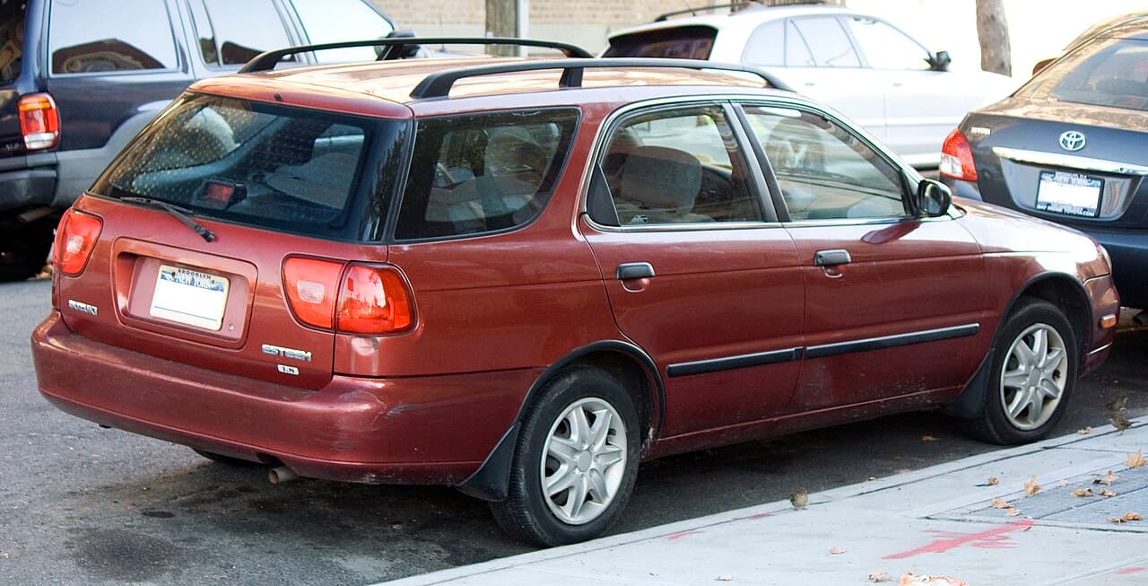 Suzuki Esteem, representative photo