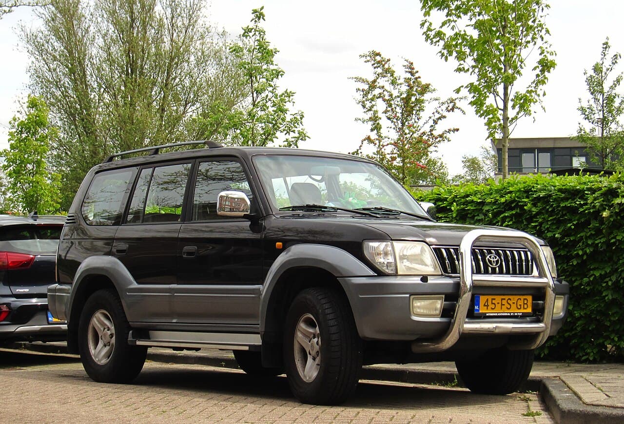 Toyota Land Cruiser, representative photo
