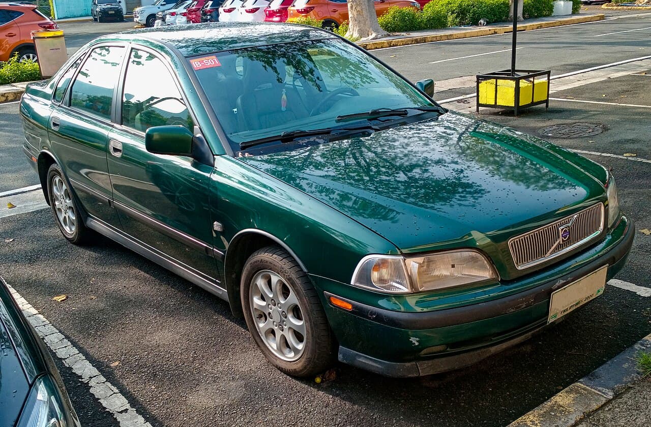 Volvo S40, representative photo