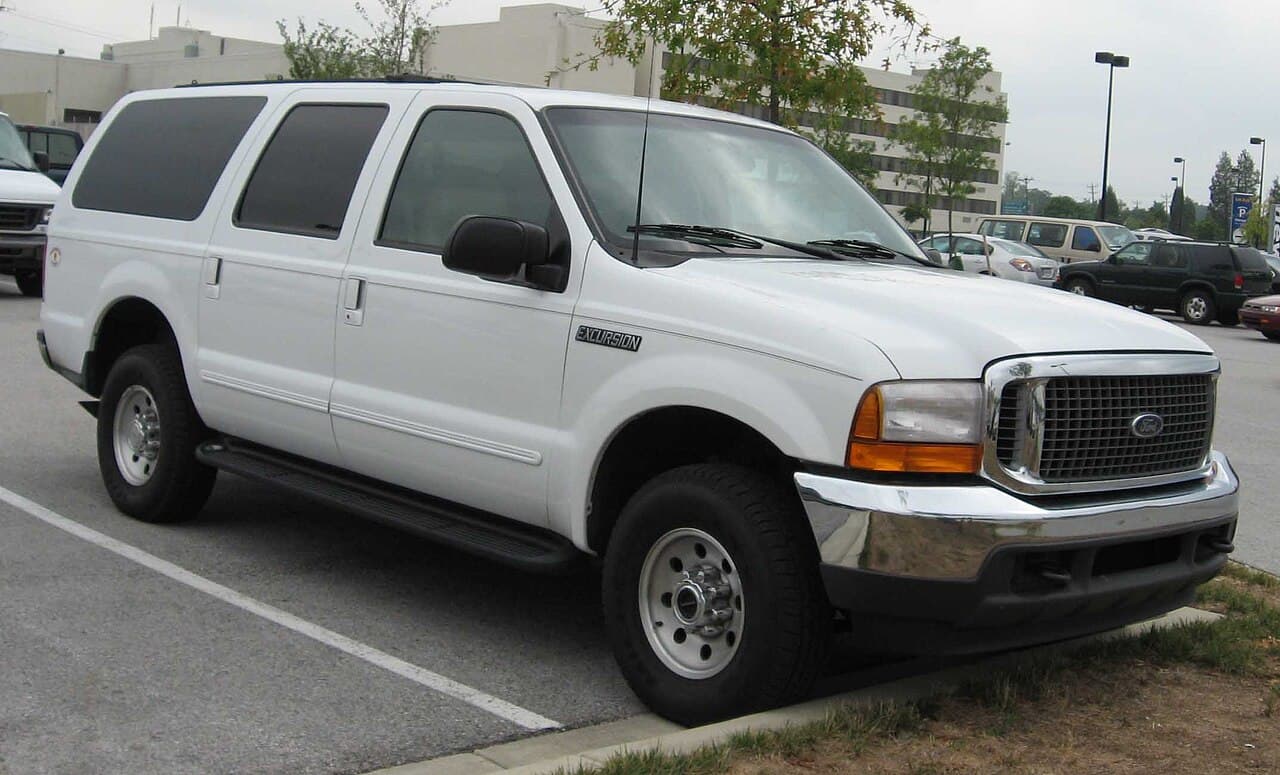 Ford Excursion, representative photo