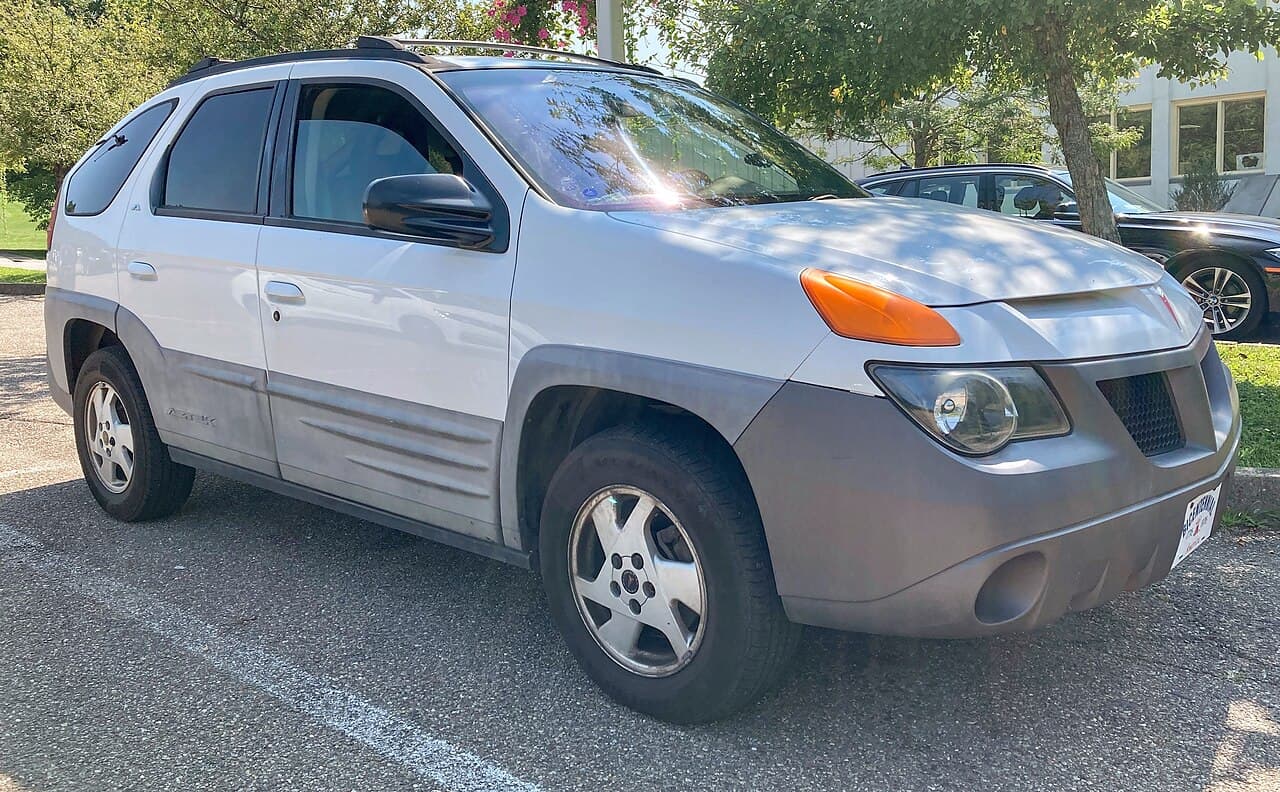 Pontiac Aztek, representative photo
