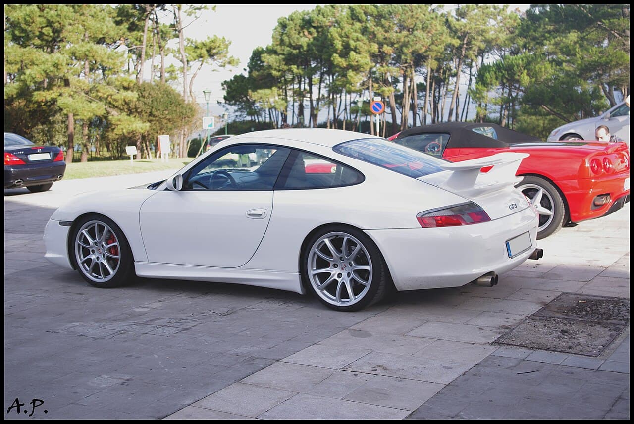 Porsche 911, representative photo