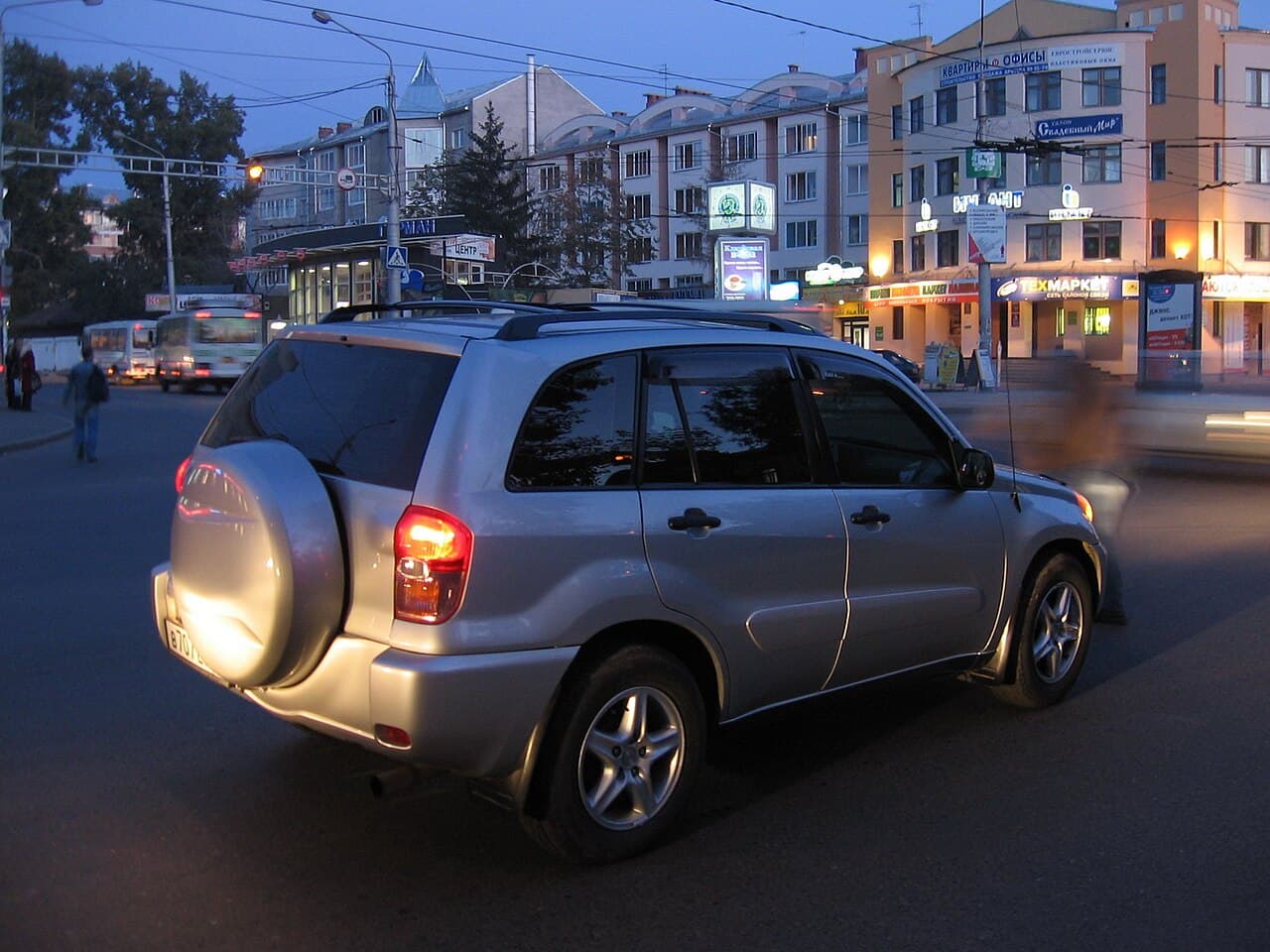 Toyota RAV4, representative photo