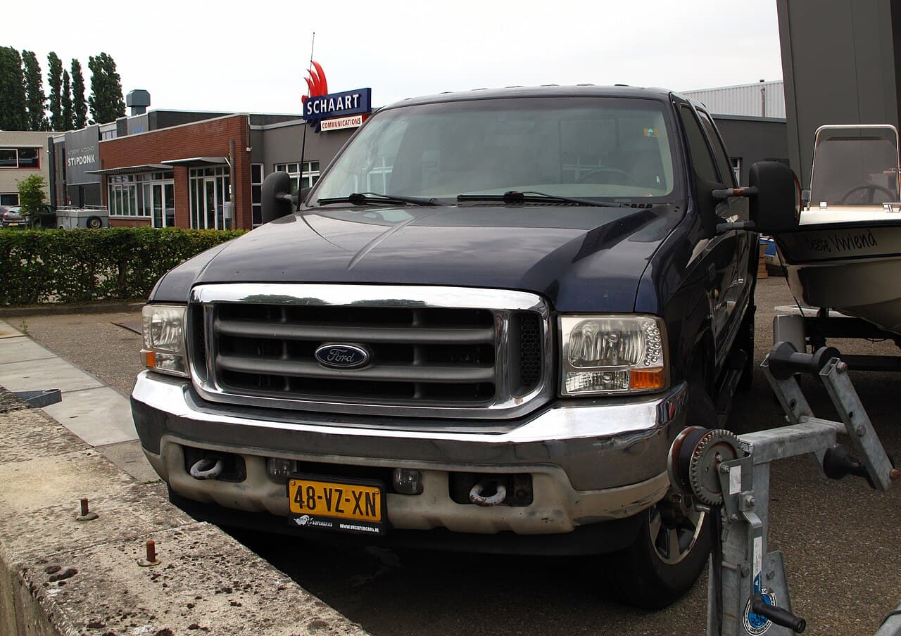 Ford F-250, representative photo