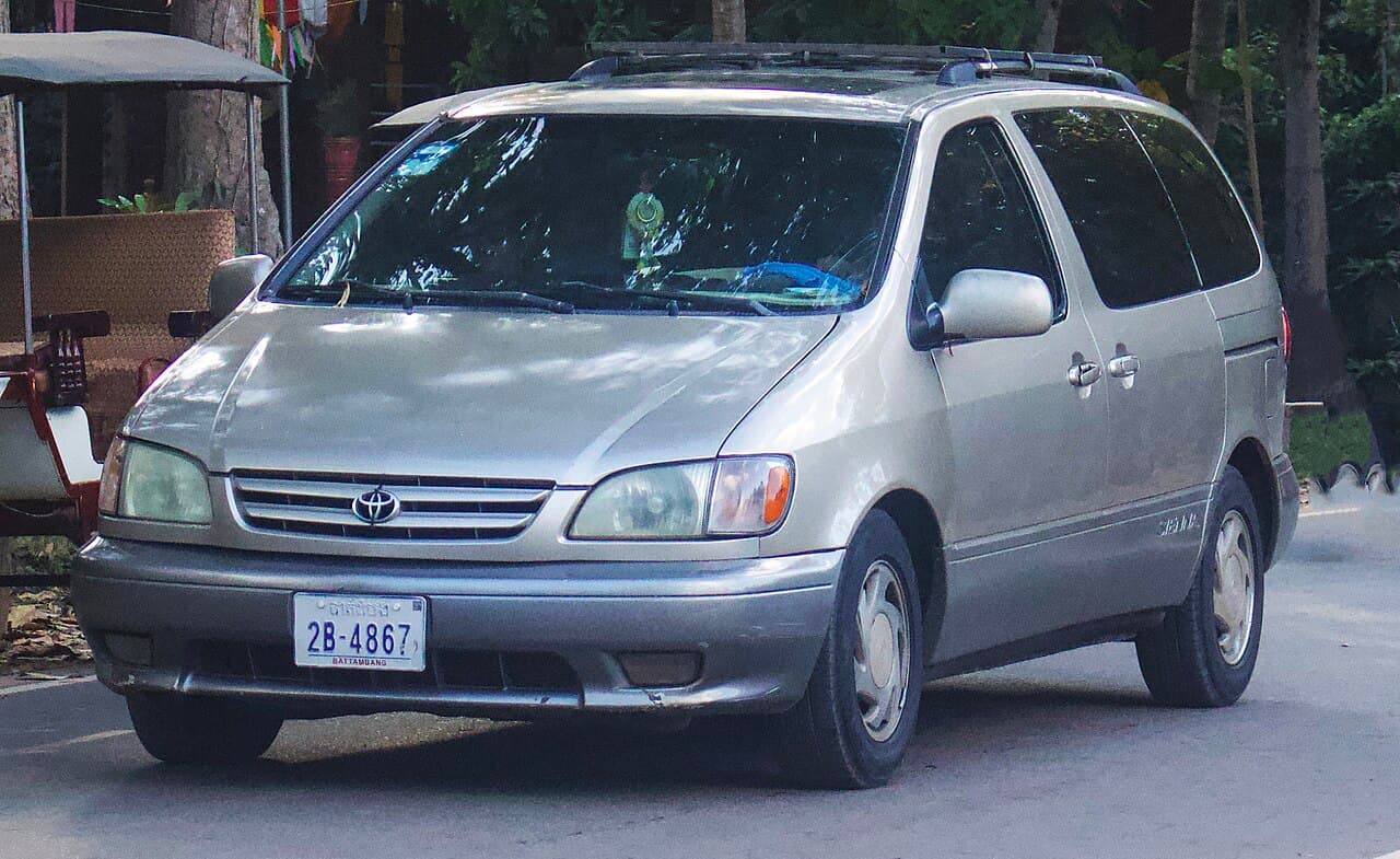 Toyota Sienna, representative photo