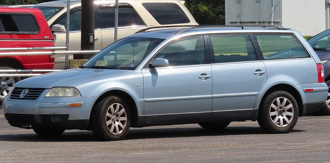 Volkswagen Passat, representative photo