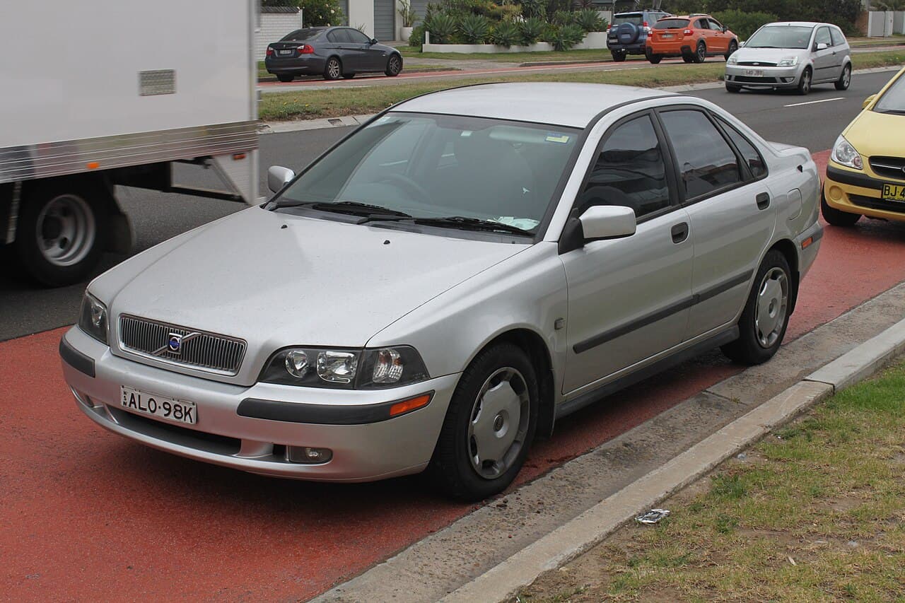 Volvo S40, representative photo