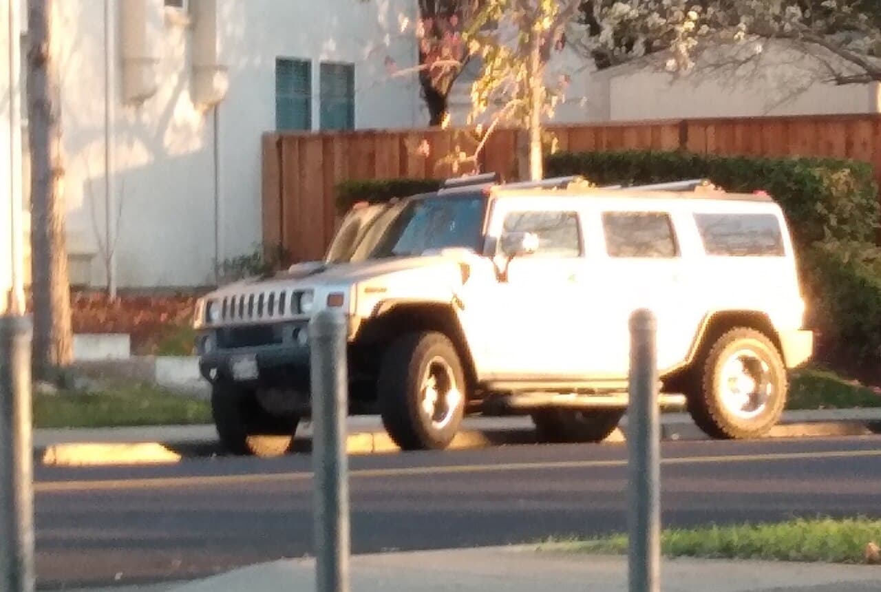 Hummer H2, representative photo