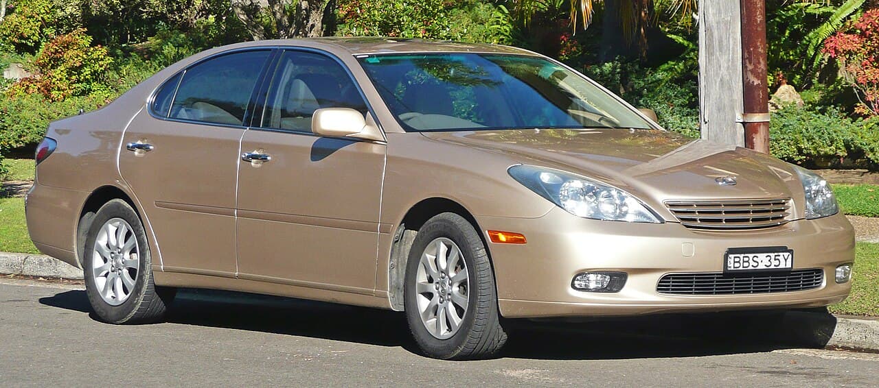 Lexus ES, representative photo