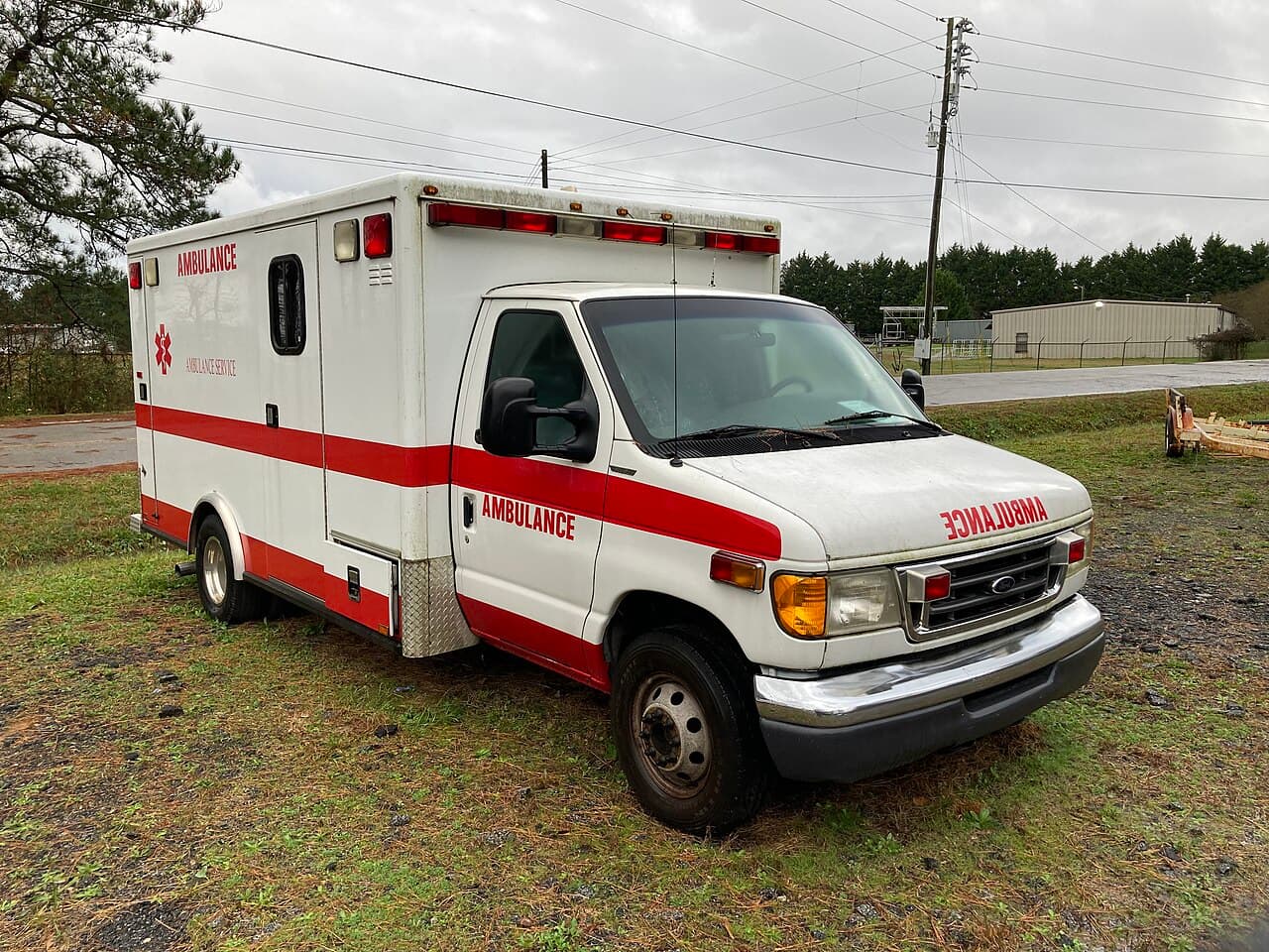 Ford E-450, representative photo