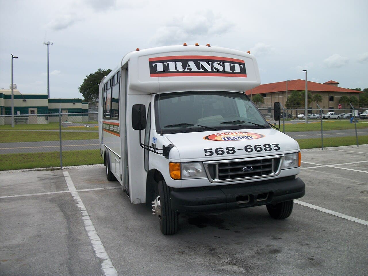 Ford E-450, representative photo