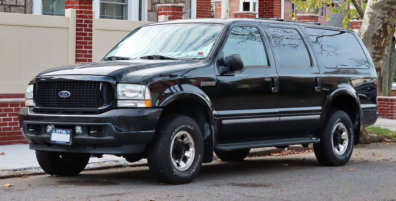 Ford Excursion, representative photo