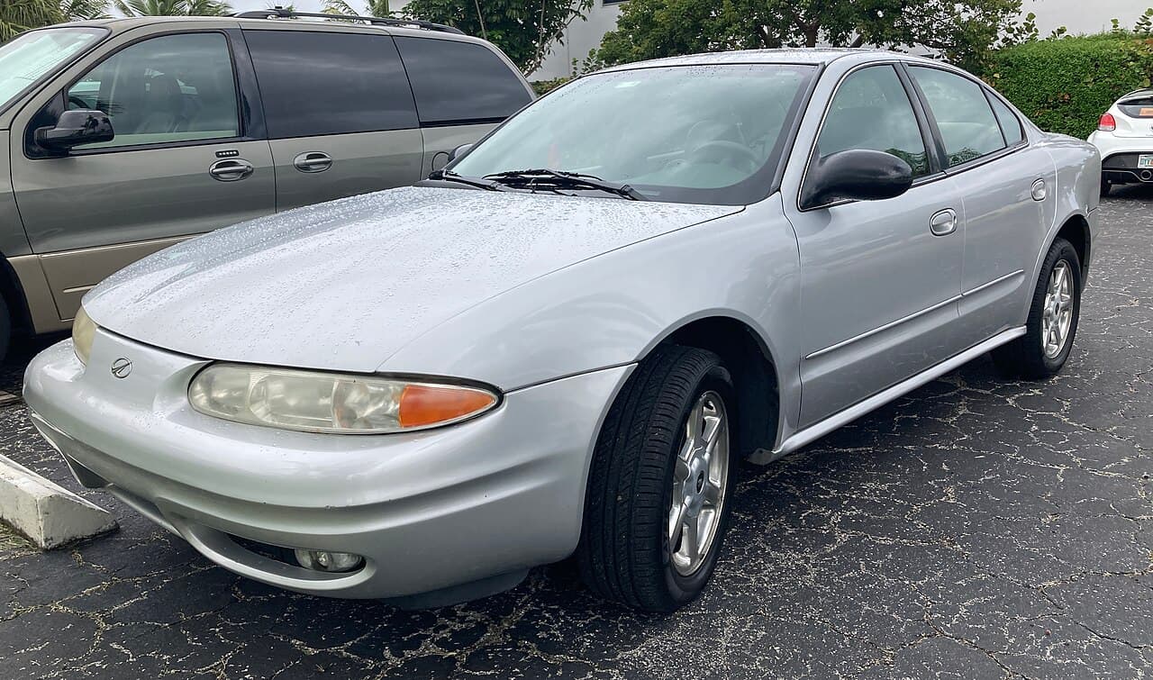 Oldsmobile Alero, representative photo