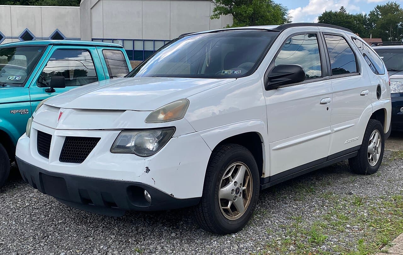 Pontiac Aztek, representative photo