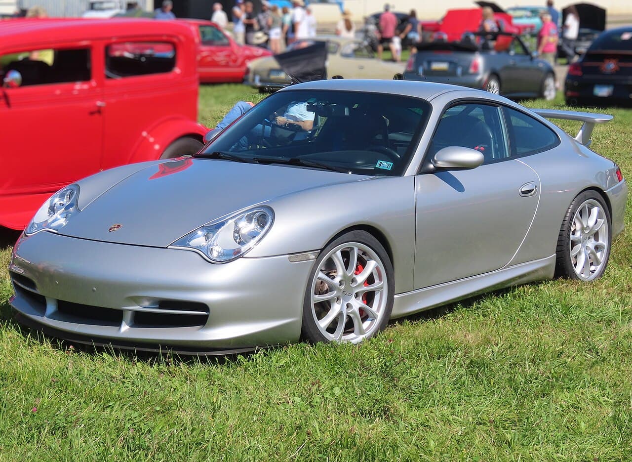 Porsche 911, representative photo