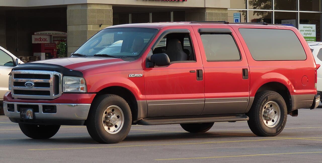 Ford Excursion, representative photo