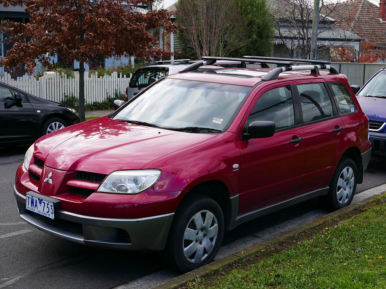 Mitsubishi Outlander, representative photo