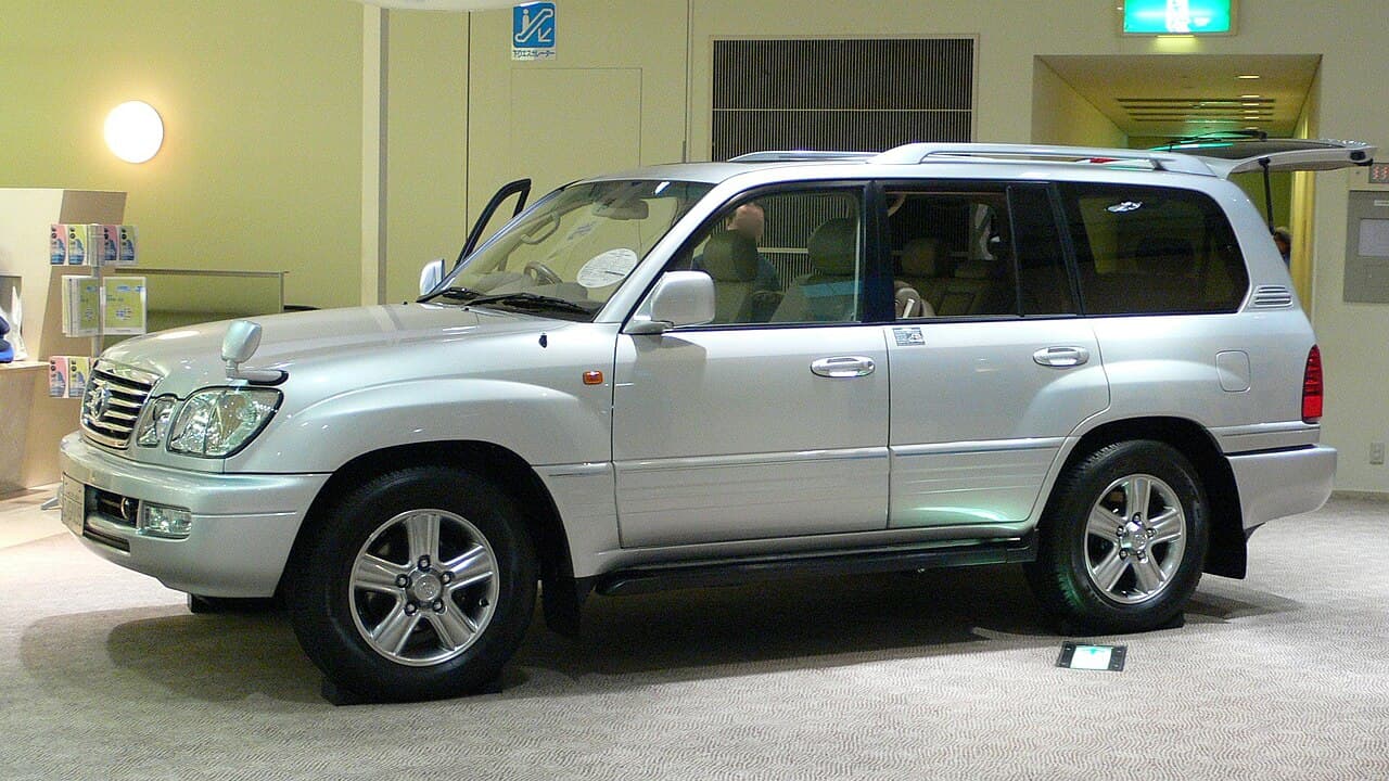 Toyota Land Cruiser, representative photo