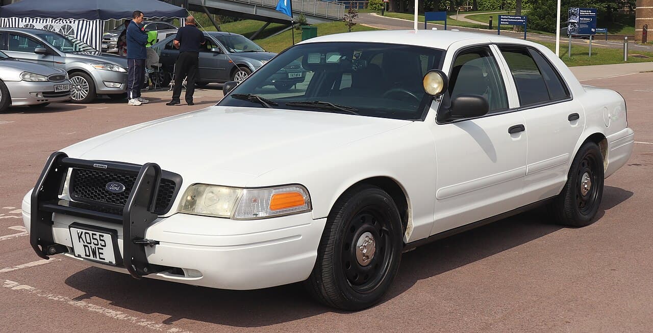 Ford Crown Victoria, representative photo