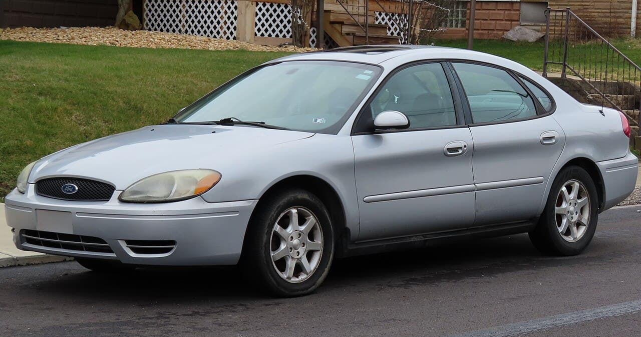 Ford Taurus, representative photo