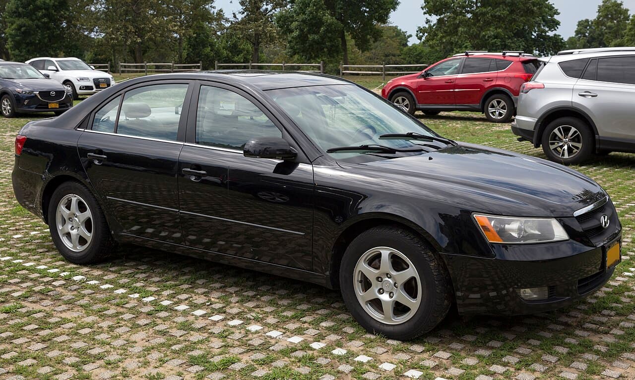Hyundai Sonata, representative photo
