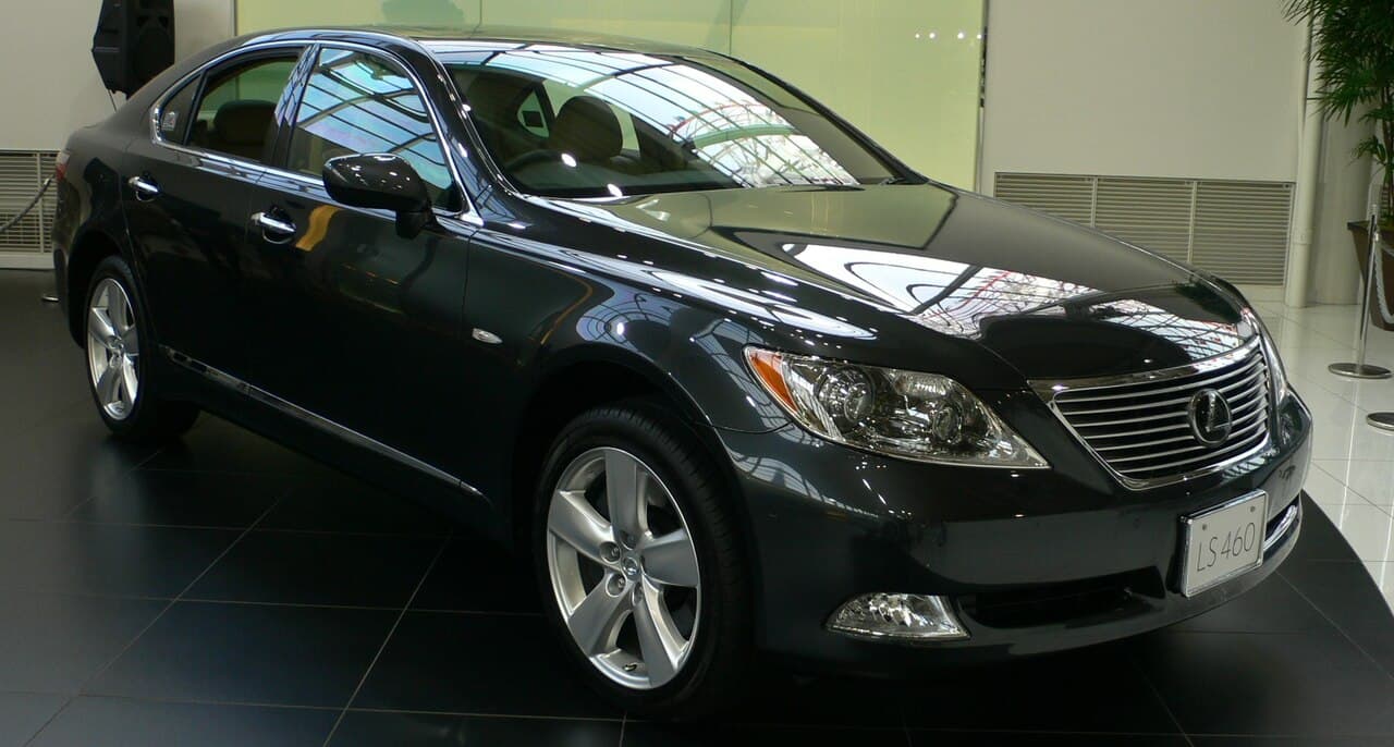 Lexus LS, representative photo