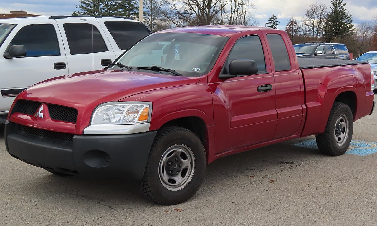 Mitsubishi Raider, representative photo