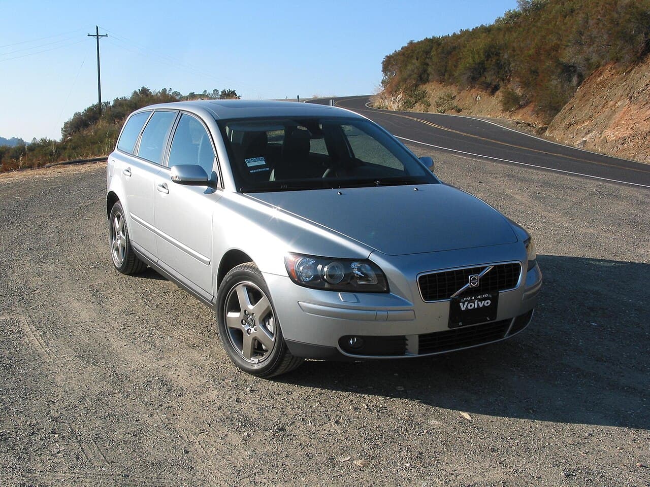 Volvo V50, representative photo