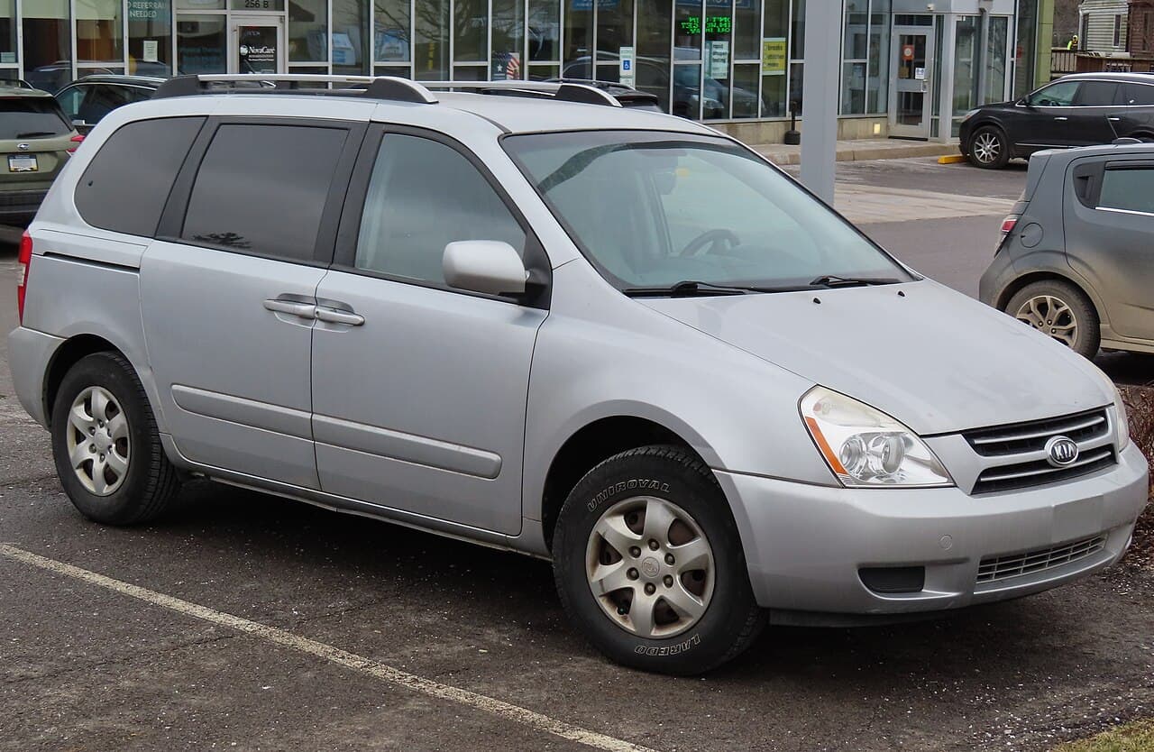 Kia Sedona, representative photo