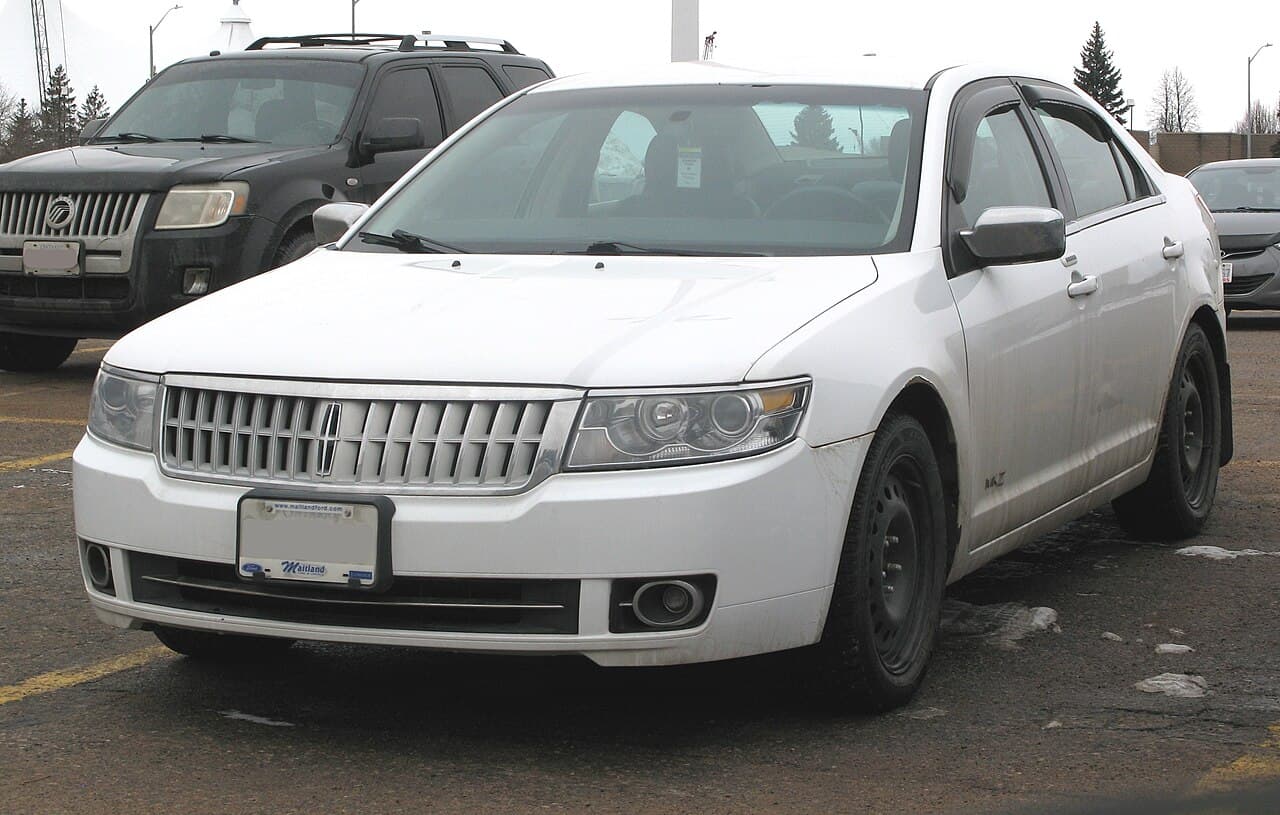 Lincoln MKZ, representative photo