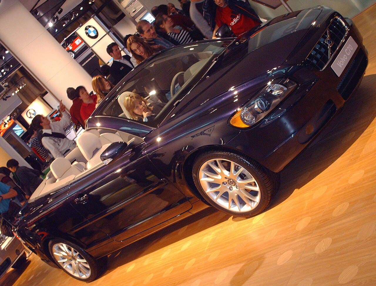Volvo C70, representative photo