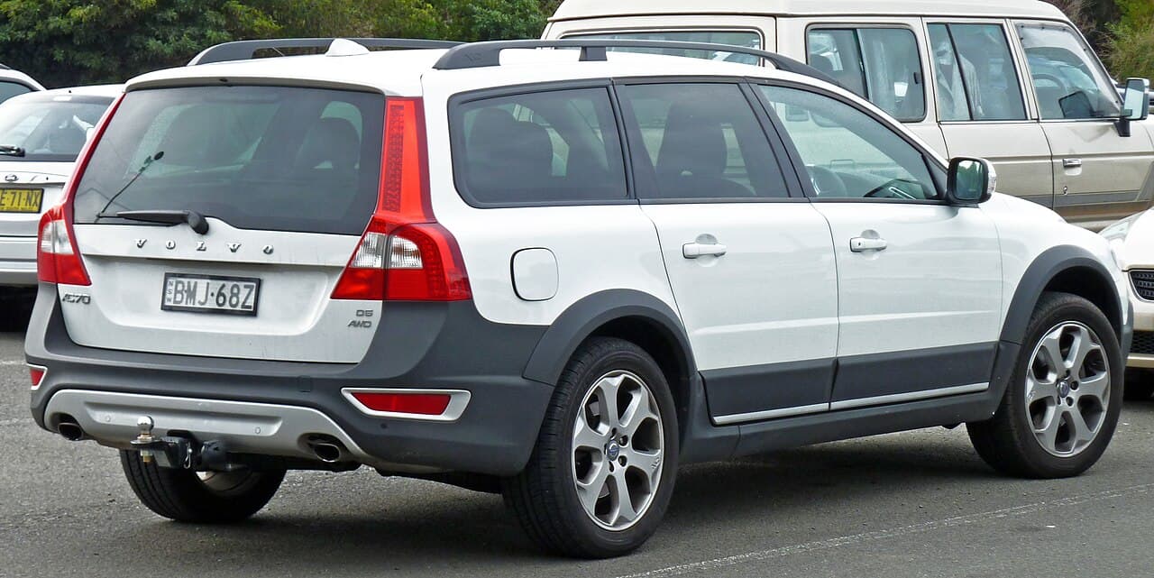 Volvo XC70, representative photo