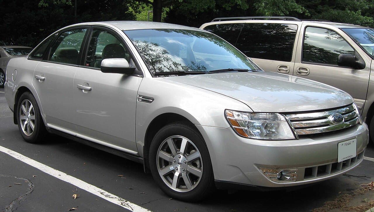 Ford Taurus, representative photo