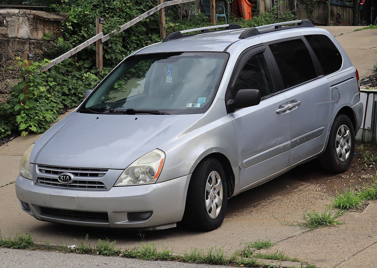 Kia Sedona, representative photo