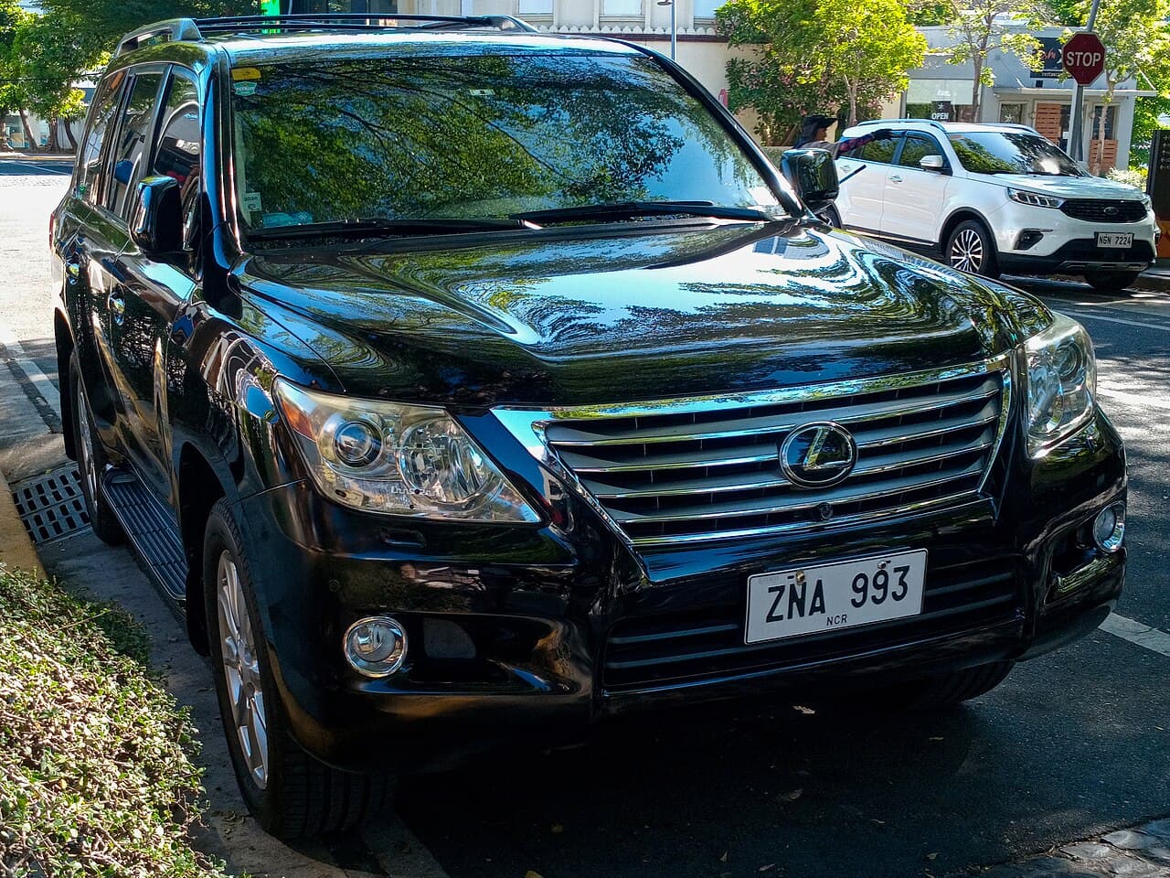 Lexus LX, representative photo