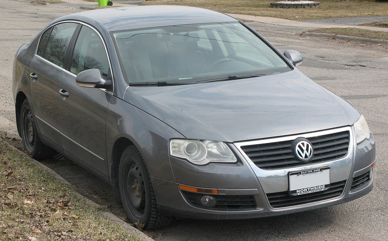 Volkswagen Passat, representative photo