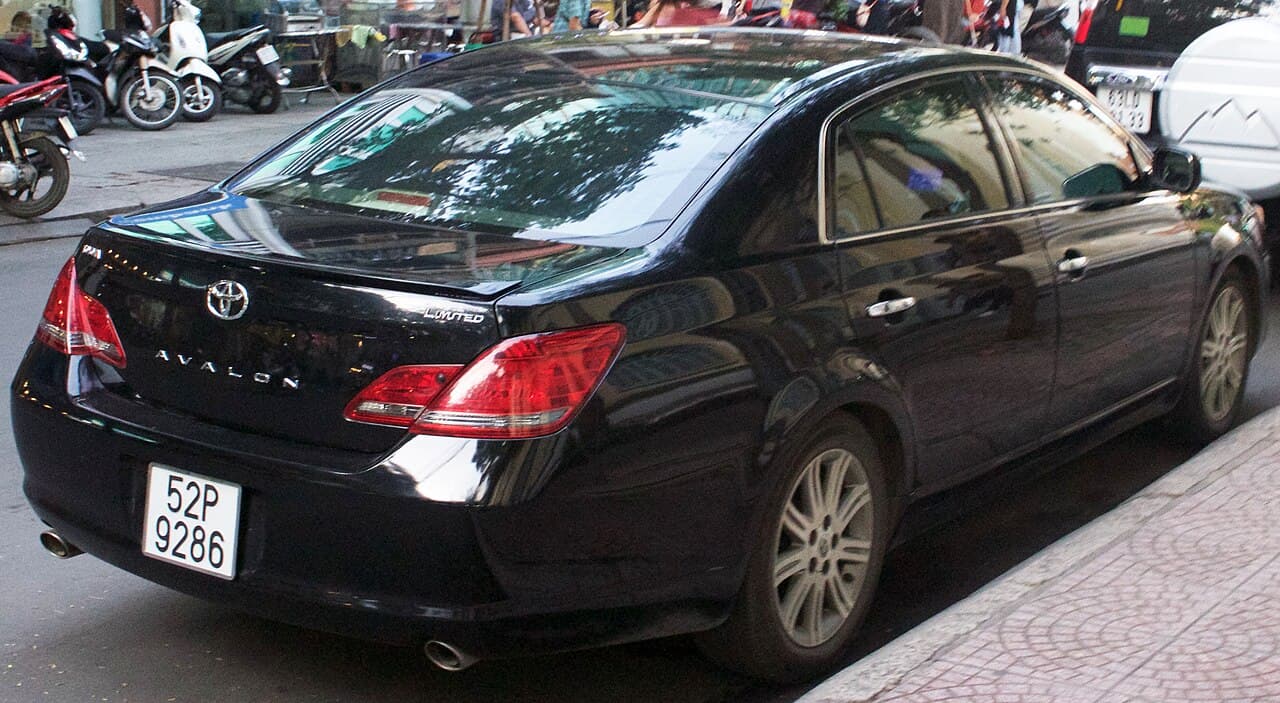 Toyota Avalon, representative photo