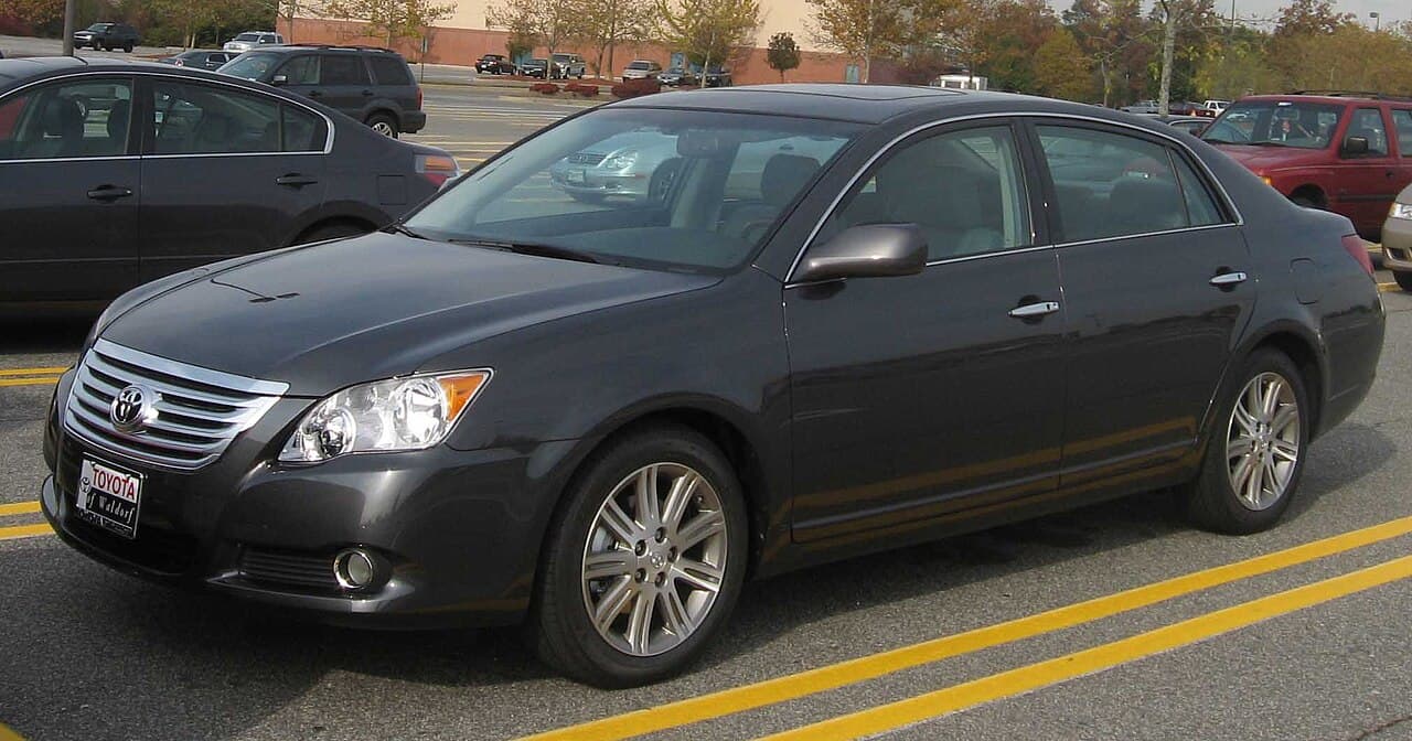 Toyota Avalon, representative photo