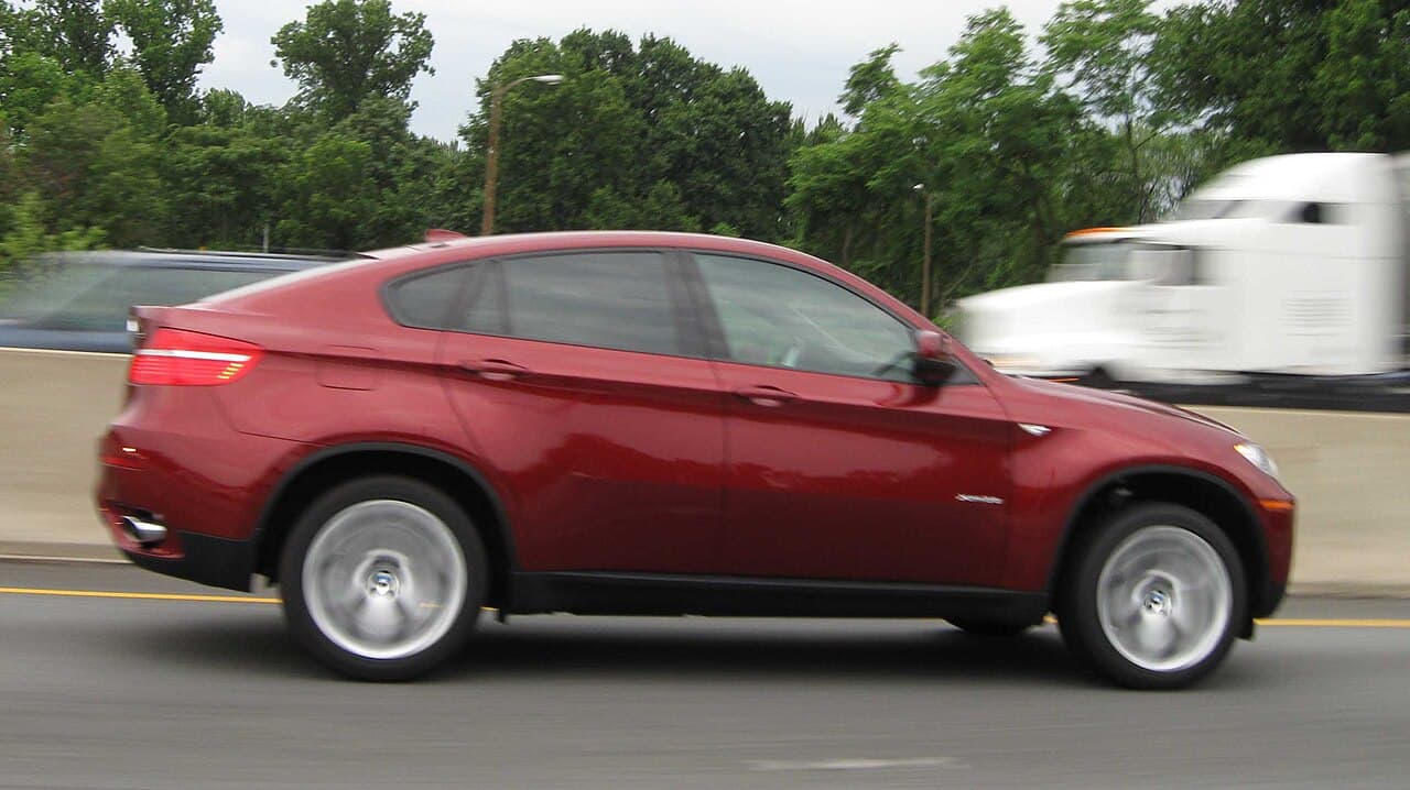 BMW X6, representative photo