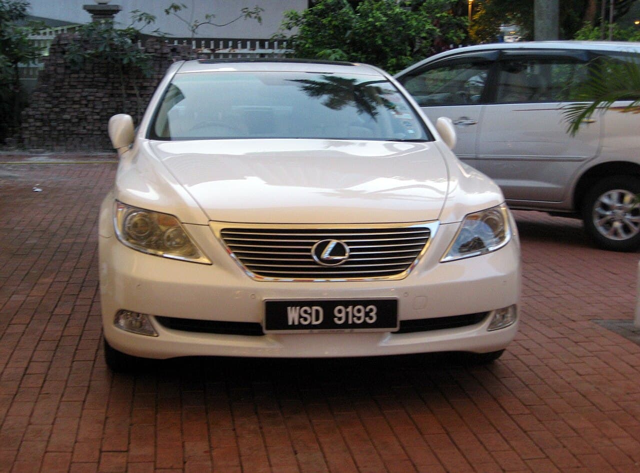 Lexus LS, representative photo