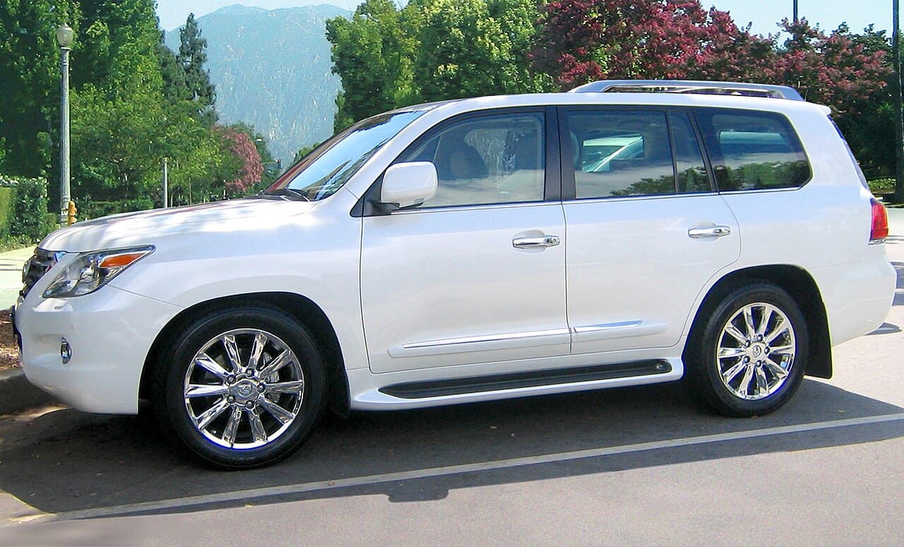 Lexus LX, representative photo