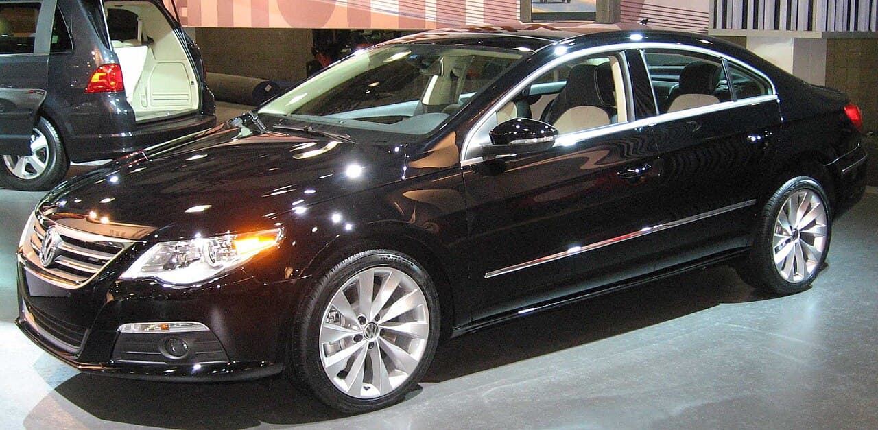 Volkswagen Passat, representative photo