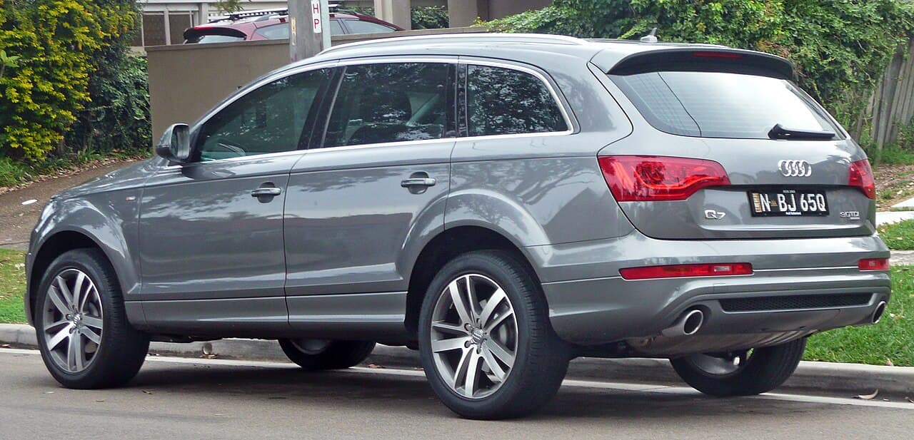 Audi Q7, representative photo