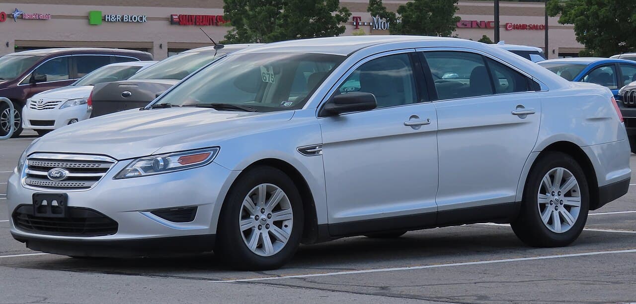 Ford Taurus, representative photo