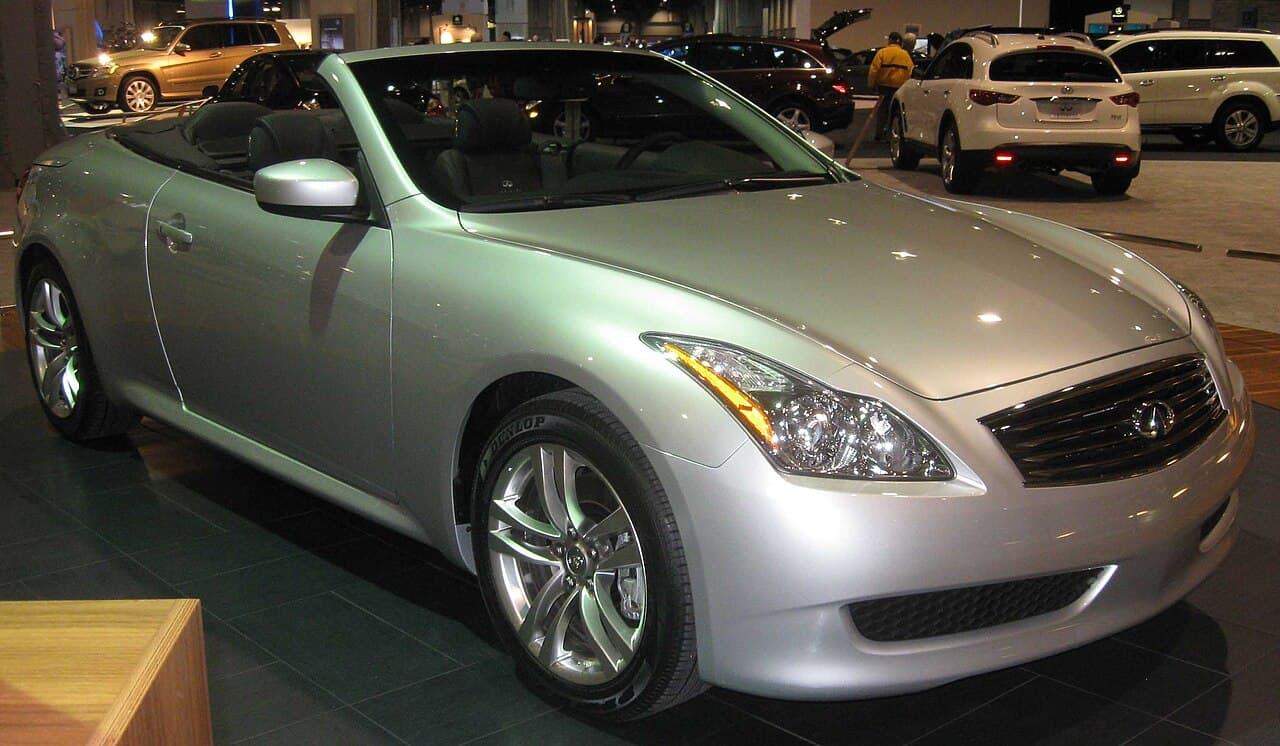 Infiniti G37, representative photo